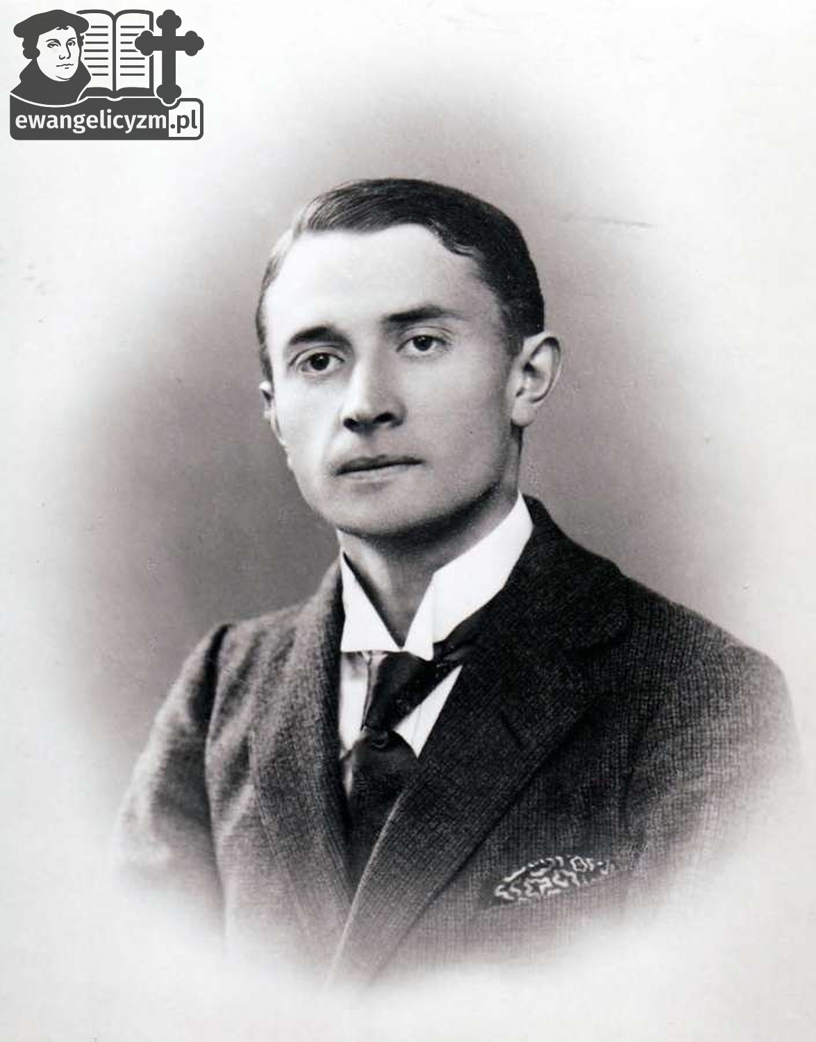 Eduard Kneifel jako 24-letni student teologii i filozofii na Uniwersytecie w Lipsku (1920)